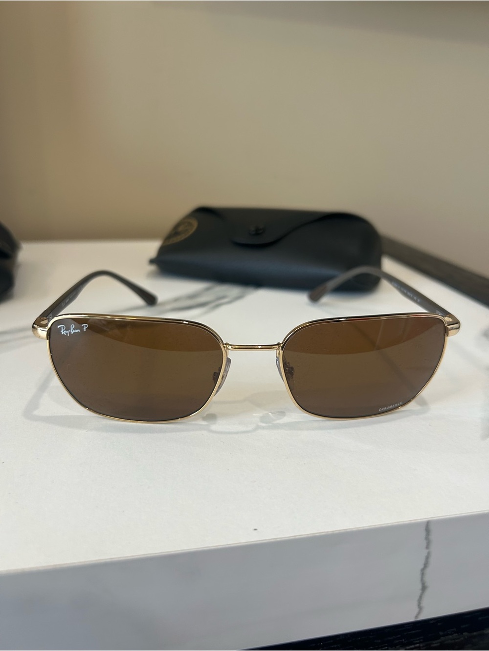 Ray-Ban Chromance Polarized Gold & Brown Sunglasses + Case